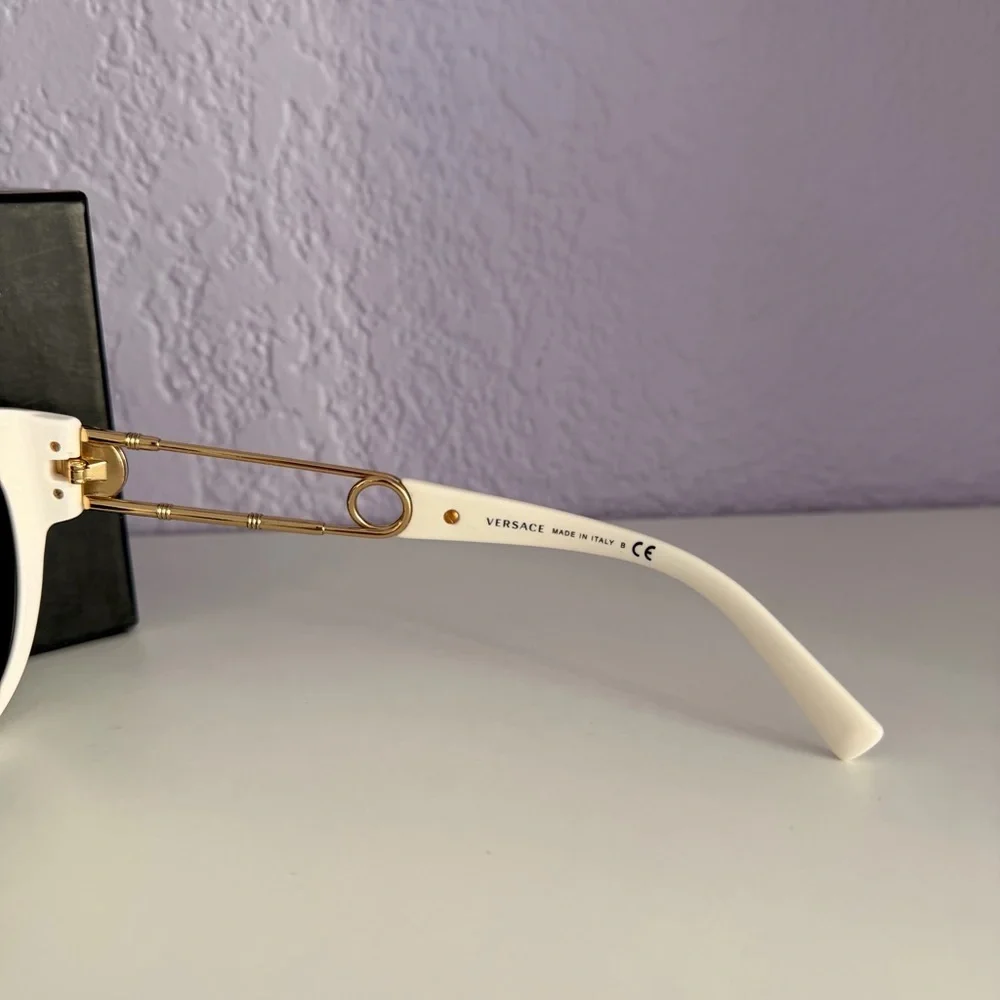 New! Versace White Sunglasses Mod.4389 314/3, Authentic